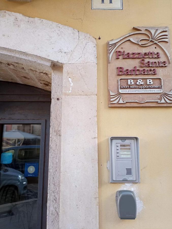 Piazzetta Santa Barbara Lejlighed Bari Eksteriør billede