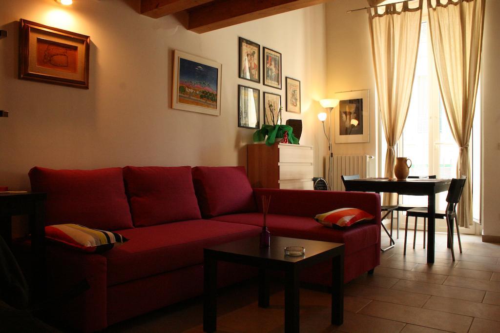 Piazzetta Santa Barbara Lejlighed Bari Værelse billede